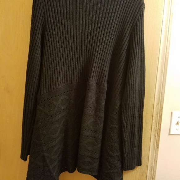 Sweater - Picture 2 of 3